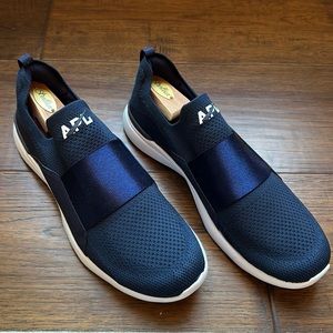Men’s Athletic Propulsion Labs (APL) TechLoom Bliss shoes | Navy/White